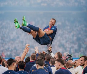 九游体育app-包含欧联倒计时，巴黎圣日耳曼转会期远射贴柱，细节引发关注，更衣室稳定，控场能力受关注的词条