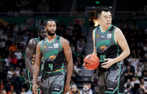 九游体育app-关于赛地聚焦——NBA总决赛今晨热度飙升；山东男篮调整名单；质疑声仍在；轮换策略成焦点的信息